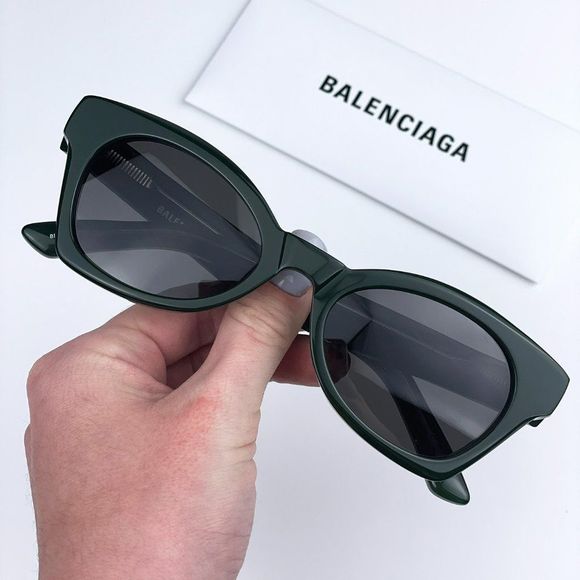 Balenciaga BB0230S 006 Sunglasses Green Grey Cat Eye Women - Picture 1 of 11